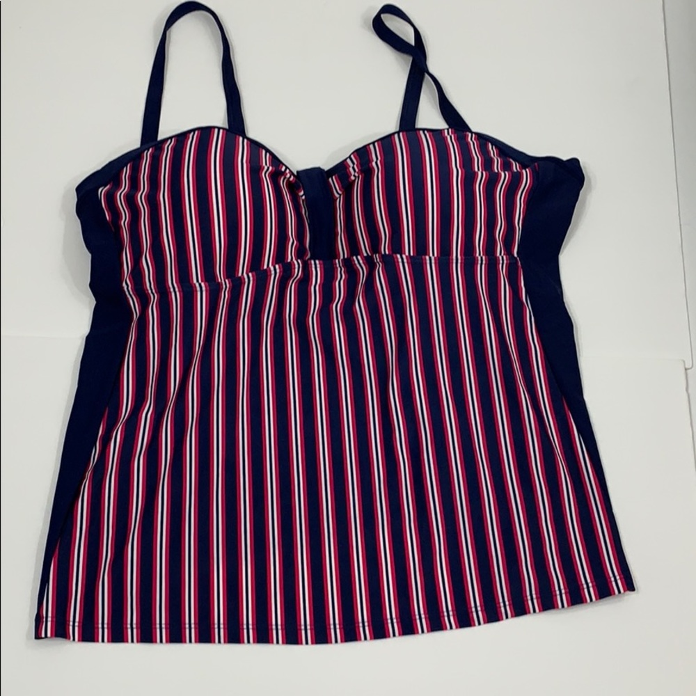 Tropical escape swim 🏊‍♀️ Top